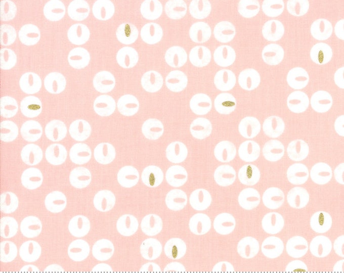 Day in Paris. -- Metallic Twinkle in Bubble Gum (1683 14M) by Zen Chic for Moda -- Fat Quarter