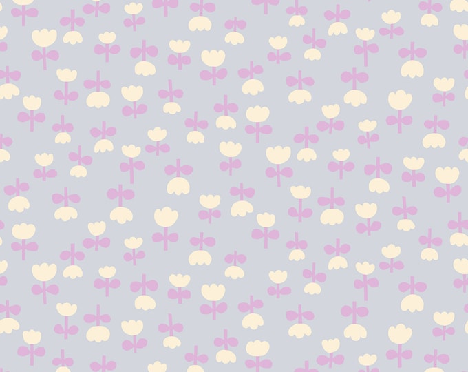 Petunia by Ruby Star Society for Moda Fabrics -- Fat Quarter of Tulips in Dove (RS3049 14)