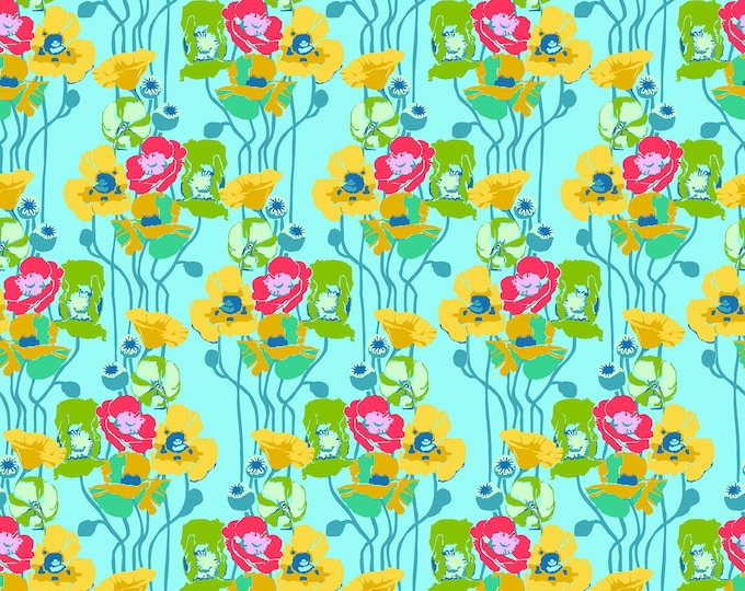 Overdressed by Anna Maria Parry -- Fat Quarter of AMT151- 40C Pouring Poppies in Clear