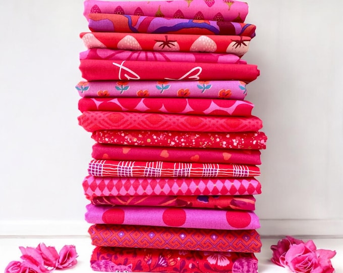 Valentine’s Day Inspired Fat quarter Bundle of 16 - Designer Fabrics