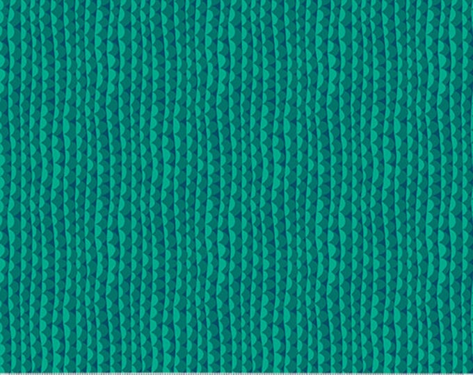 Atlantis by Sally Kelly for Windham Fabrics - Fat Quarter of 53343-4 Ripple in Emerald