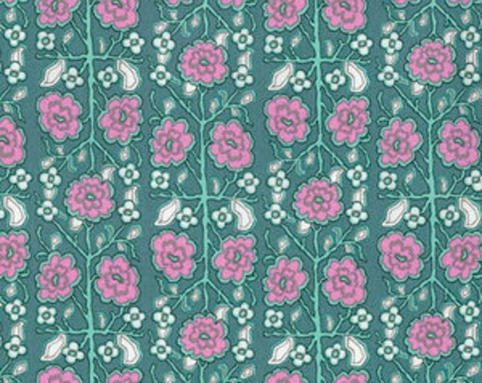 Amy Butler Splendor -- Fat Quarter of Pincushion Flower in Sage