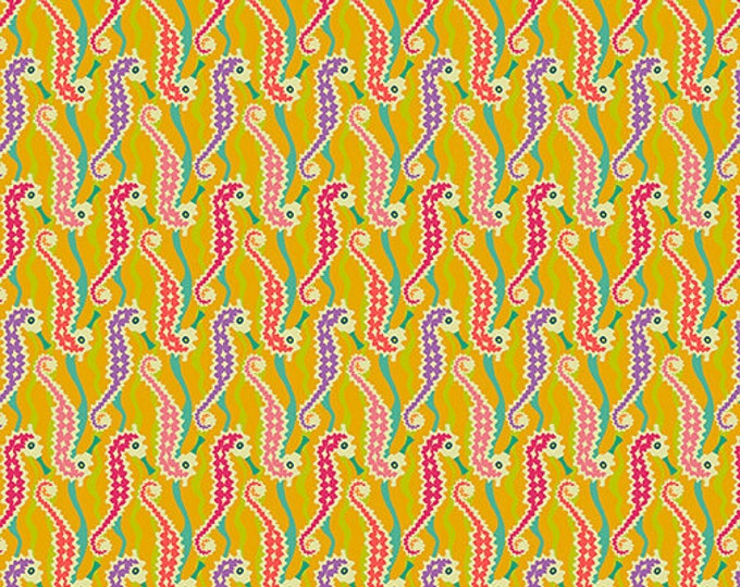 Atlantis by Sally Kelly for Windham Fabrics - Fat Quarter of 53339-7 Seahorse in Mustard