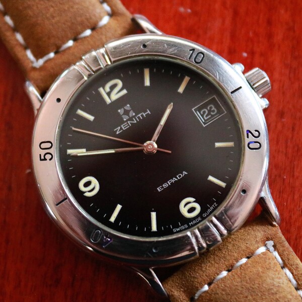 ZENITH - Vintage 1980s ZENITH Espada Diver Watch - Stainless steel  - Cal. 33.7 - Black dial