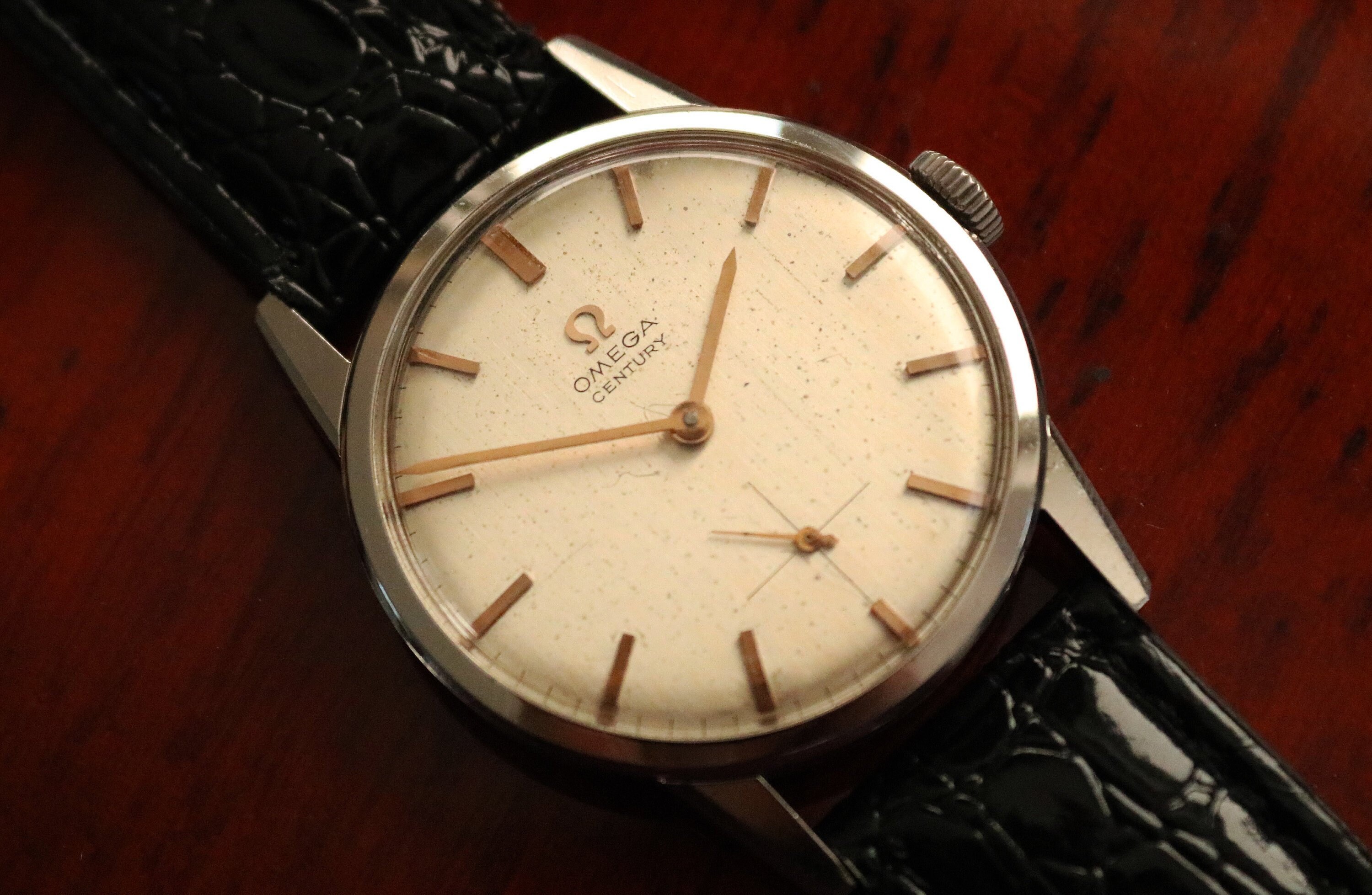 OMEGA Vintage 1960s OMEGA Century Mens 