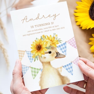 Invitation d'anniversaire de canard tournesol | Fête pour filles avec animaux de la ferme Vichy | Modèle Corjl modifiable | Invitation d'anniversaire imprimable pour tout-petits