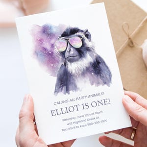 Convite de aniversário de macaco da galáxia, convite editável de animal de festa Corjl, macaco de óculos de sol cósmico, modelo legal de primeiro aniversário