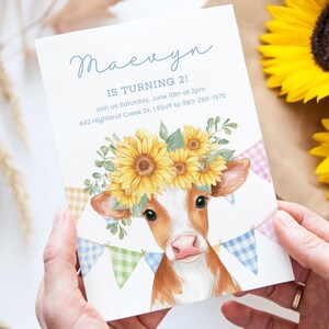 Invitation d'anniversaire de vache modifiable pour les filles | Invitation fête de la ferme aux tournesols | Gabarit Corjl imprimable avec vichy