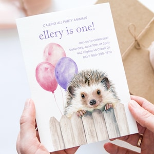 Invitation d'anniversaire de hérisson des bois, 1er anniversaire d'animal de la forêt, modèle Corjl imprimable et modifiable de fête de fille mignonne