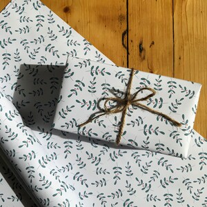 Leaf Gift Wrap