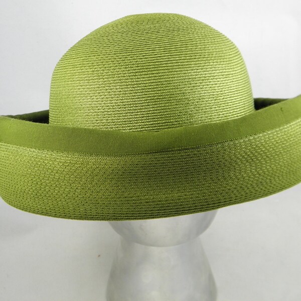 Vintage 1980s Green High Brimmed Hat - Made by "Camelot - New York"