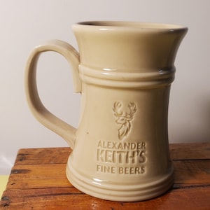 Vintage Alexander Keith's Fine Beer Stein Cerámica Publicitaria Taza de Cerámica