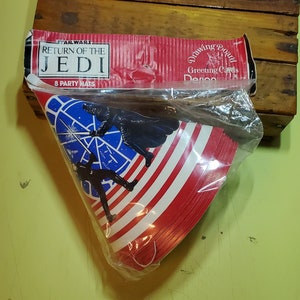 Vintage 1983 Star Wars ROTJ Return of the Jedi Party Hats. NOS