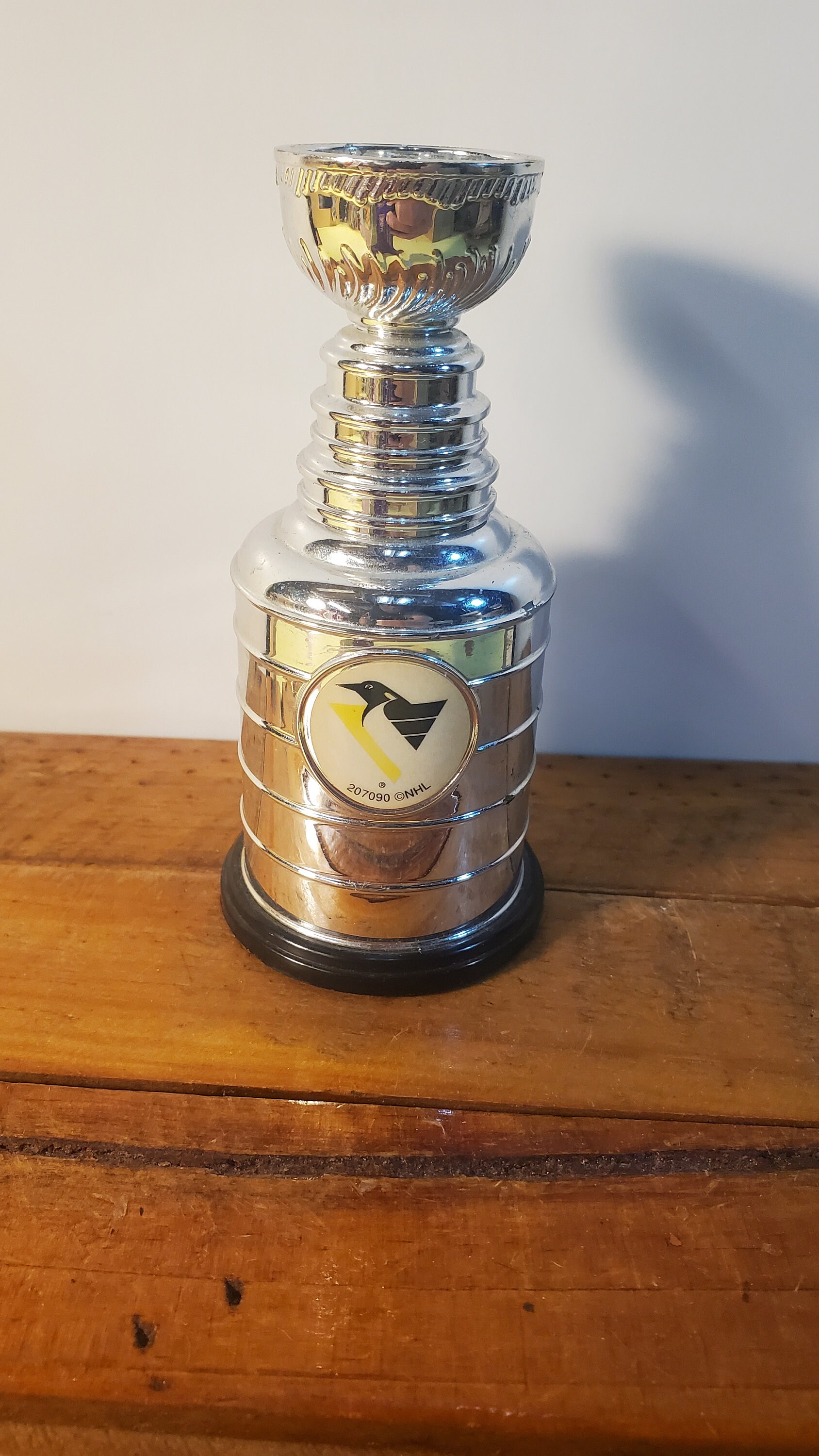 Vintage Labatt's Miniature Stanley Cup. Pittsburgh Penguins. 