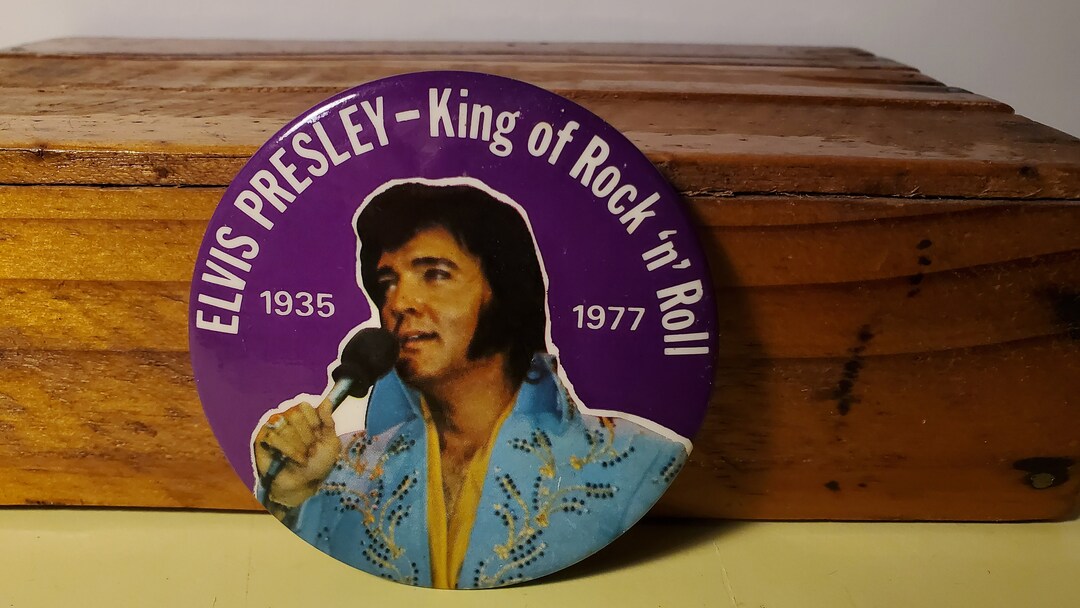 Vintage Elvis Presley Pin/button - Etsy