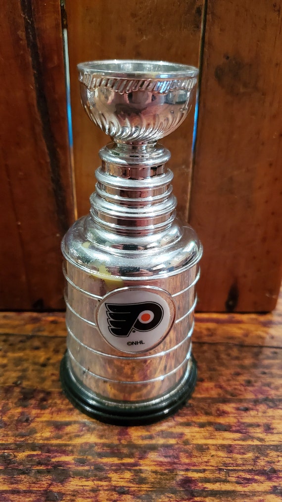 NHL mini Stanley cups - Drinkware - Victoria, British Columbia, Facebook  Marketplace