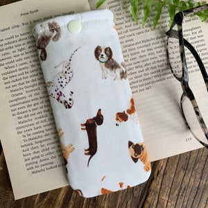 Handmade Dog print fabric Glasses case Animal Spectacles snap pouch Eyeglass Gift idea