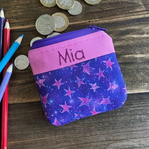 Porte-monnaie personnalisé en tissu avec étoiles, pochette zippée avec nom personnalisé, filles, enfants, portefeuille pour la rentrée scolaire en tissu rose fait main