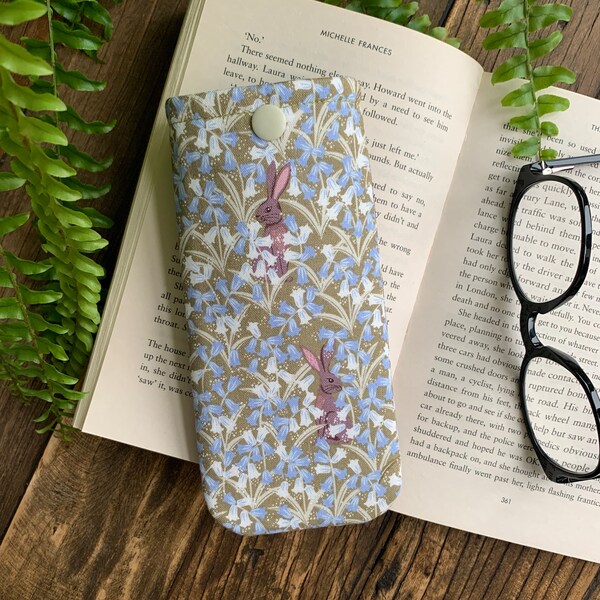 Rabbit fabric Glasses case Animal Spectacles snap pouch Hare eyeglass case gift idea