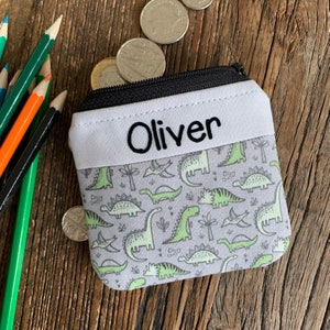 Porte-monnaie personnalisé dinosaure pour enfants fait main Portefeuille zippé avec nom pour la rentrée des classes Portefeuille personnalisé dessin animé Jurassic