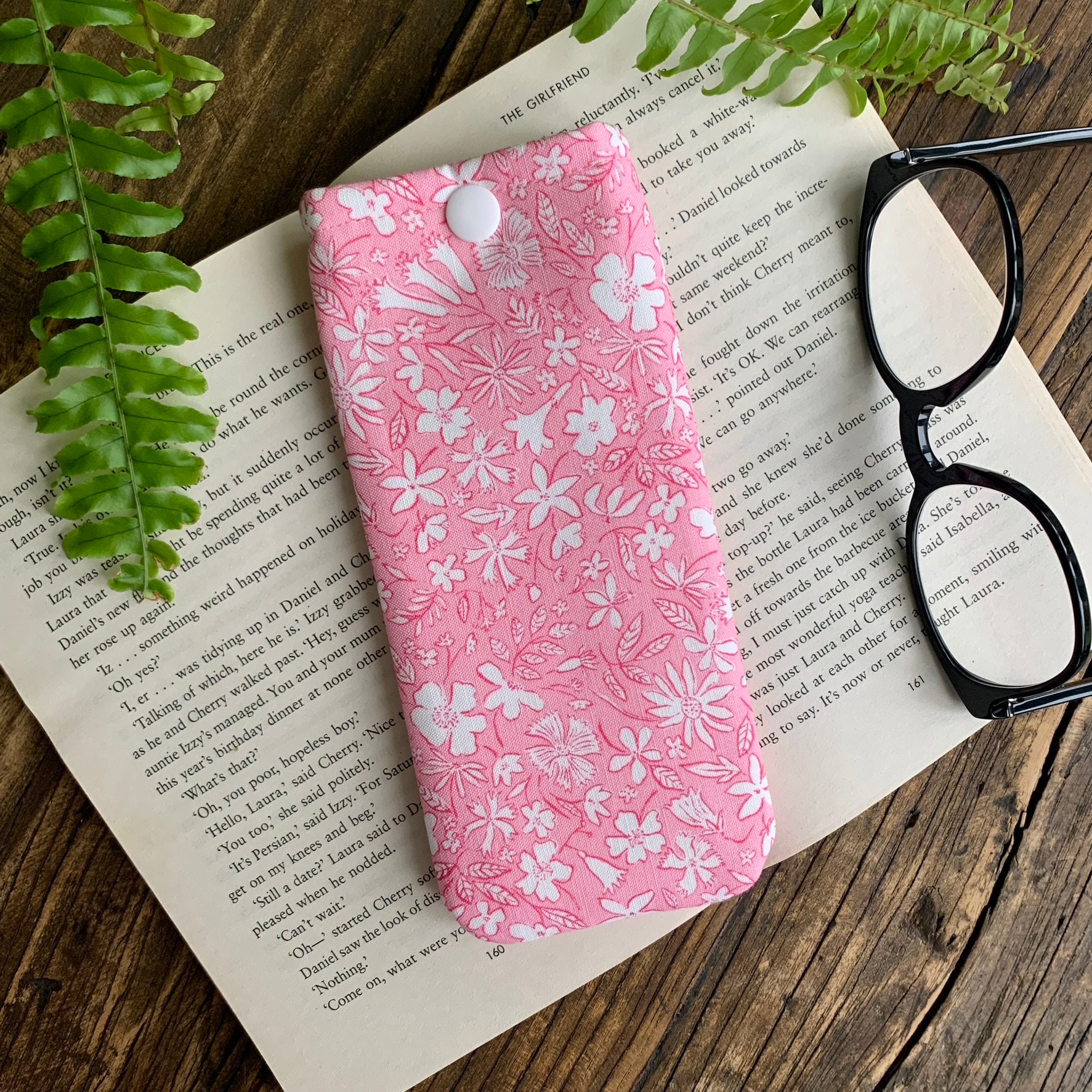 39 Best Eyeglasses Cases: Stylish and Protective Options for Your Eyewear 29 Handmade Liberty Fabric Glasses Case Flower Sunglasses Snap Pouch…
