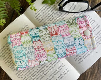 Estuche de tela para gafas de gato hecho a mano, con cierre a presión, suave, acolchado, estilo dibujos animados, ideal como regalo para bolso.