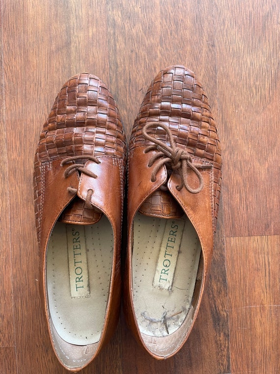 80s Trotters Leather Loafers. Lace up leather sho… - image 2