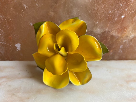 Vintage Ceramic Rose flower brooch signed by Cara… - image 3