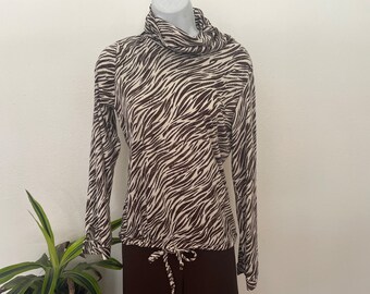 1970s brown and white animal print oversized turtleneck blouse. Amazing unique zebra stripe polyester shirt. Groovy 1970s disco magic blouse