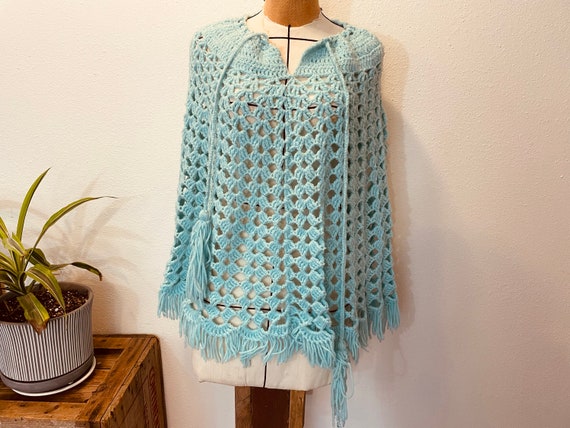 Vintage 1970s Women's blue crochet Cape. made by … - image 1