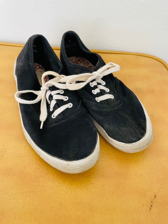 Size 8 "Just for Kicks" Black 80s Vintage Tennis … - image 1