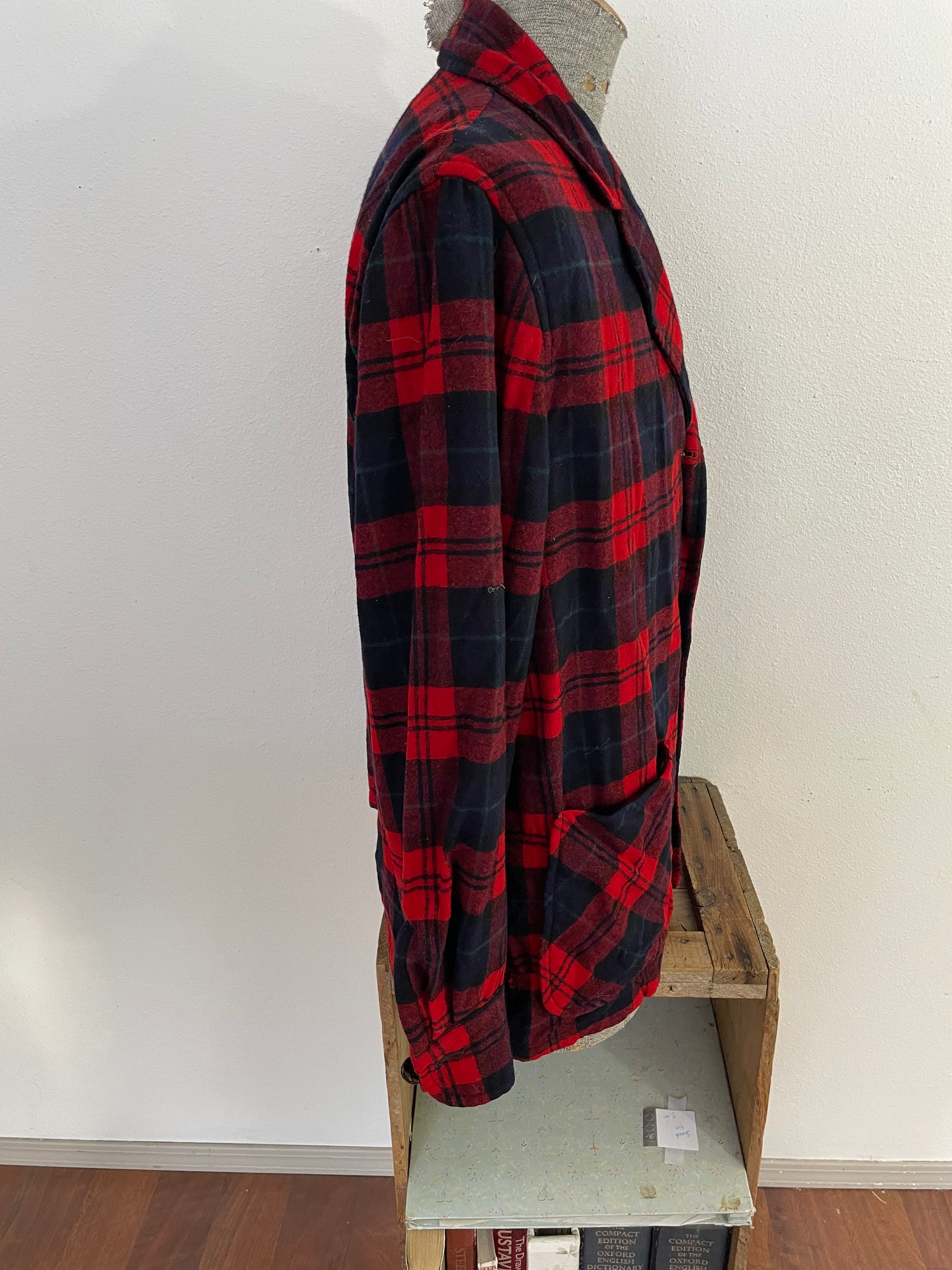 Vintage Plaid Red and Black Pendleton Wool Smoking Jacket. Men s 1960s Jacket With Leather Buttons. Size Medium. All Wool. Classic Blazer Etsy