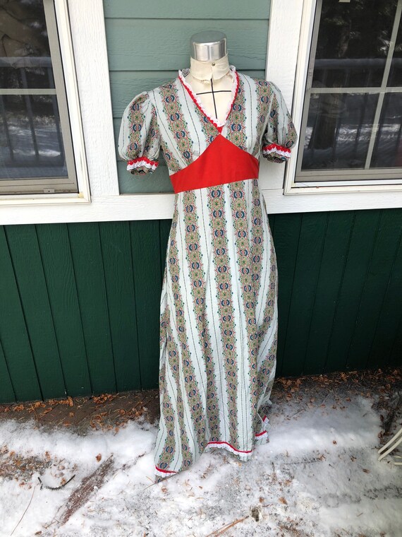 Vintage sz M Silk maxi 1960s/1970s. Gorgeous Bohem