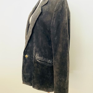Designer Paris Sports Club suede leather blazer style Coat. 1980s label. Paisley lined Leather Jacket with Fitted Waist and deep V neckline