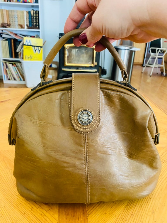 80's Capezio Purse with Doctor's bag style snap op