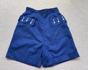 24" waist 1940's Navy blue sailor style high waisted shorts. Size S