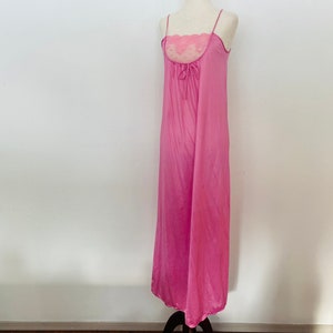 Sexy Long 1970’s JC Penney Nightgown. Pink. Lacy. Peekaboo. Gorgeous Nylon Lingerie. Classic Elegant form fitting nightie. Size small