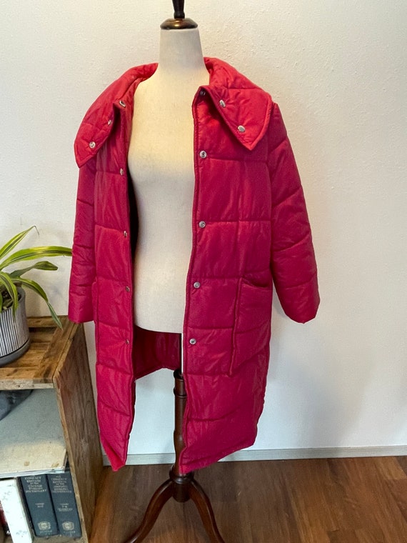 1980s hot pink sleeping bag coat.Fluffy quilted c… - image 8