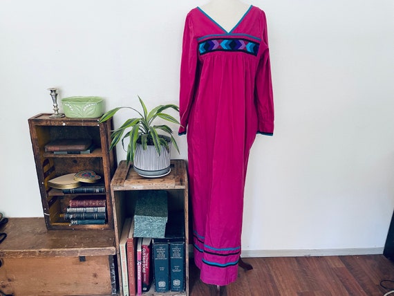 Vintage pink and teal handmade long housedress or… - image 1