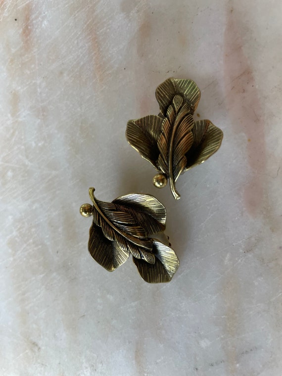 Botticelli brand earrings. Leaves.Gold colored. M… - image 1