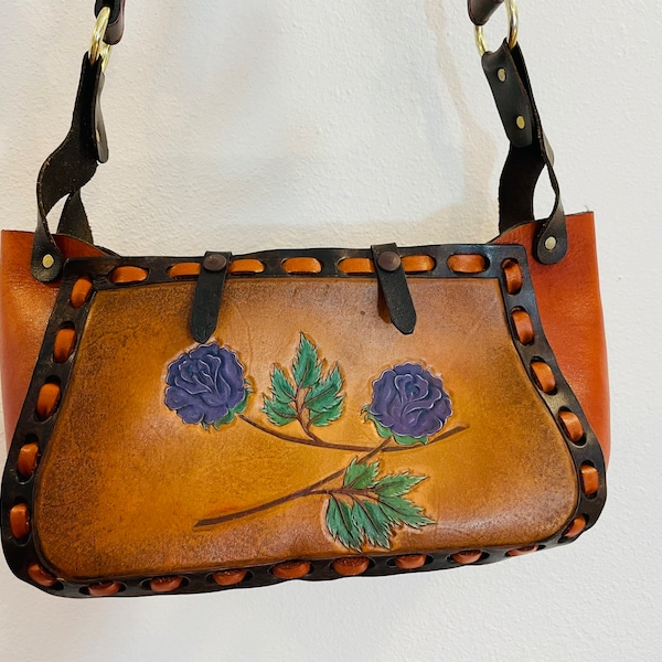 Tooled leather purse with purple roses. Gorgeous mid size purse with shoulder strap. Hand tooled. 1970s flower power tooled handbag clutch