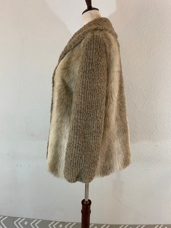 True Vintage size M/L Teddy bear striped coat. Ad… - image 4
