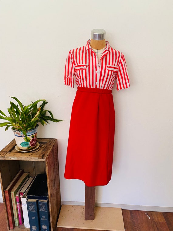 size L Red Pencil Skirt. 1970's Lady Devon. Cute … - image 2