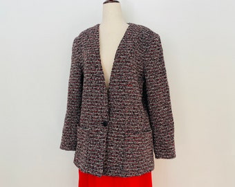 80’s size medium Fitted Blazer. Cute 1980s Fire Islander Blazer. Classic Shapely Blazer. Gorgeous. Wool Blend. REd black and white.