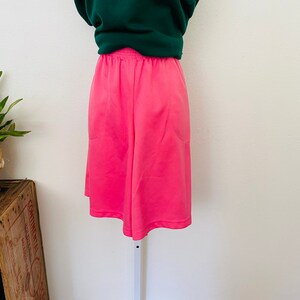 size L 1970s Pink Polyester Culottes. Vintage polyester Cullotes or long line shorts. Classic. High Waisted. Summer fashions. Spring pink