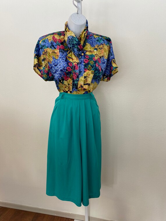 Size L 1970s Green Polyester Culottes. Vintage Polyester Cullotes