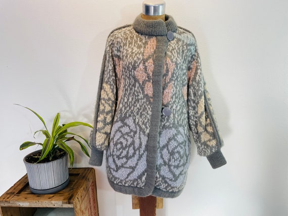 Oversized Bulky Lined Sweater Jacket With Grey and Pink Roses. 1980s Cozy Bliss. Knit Soft Sweater Jacket by Misty Valley. Oversized Fuzzy Etsy Canada
