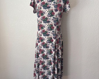 size M Flowery 90's Dress. Alice designs. Stretchy ultra feminine long dress in soft cotton.