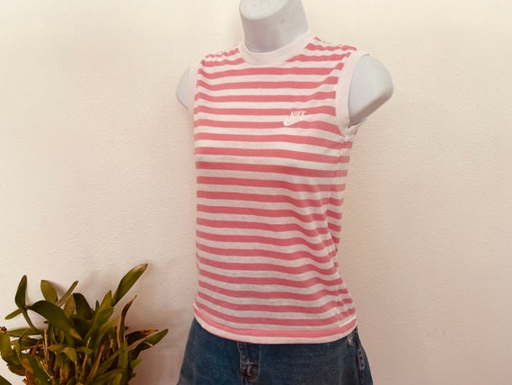 Vintage size small Striped pink and white Nike br… - image 1