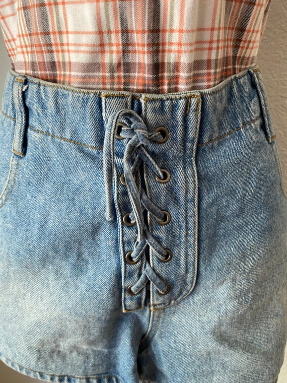 sz M Vintage side zip lace up 90s Jean shorts. Al… - image 5